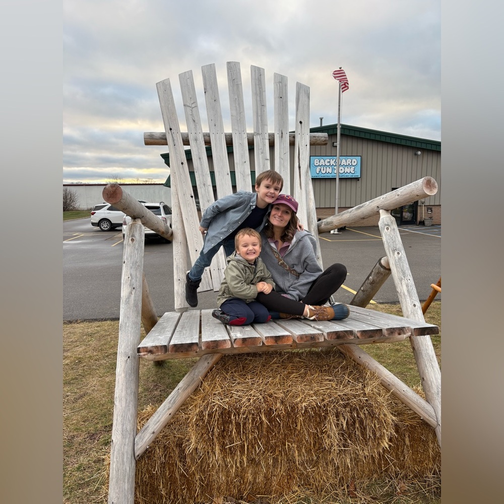 Meet your Posher, Cassi